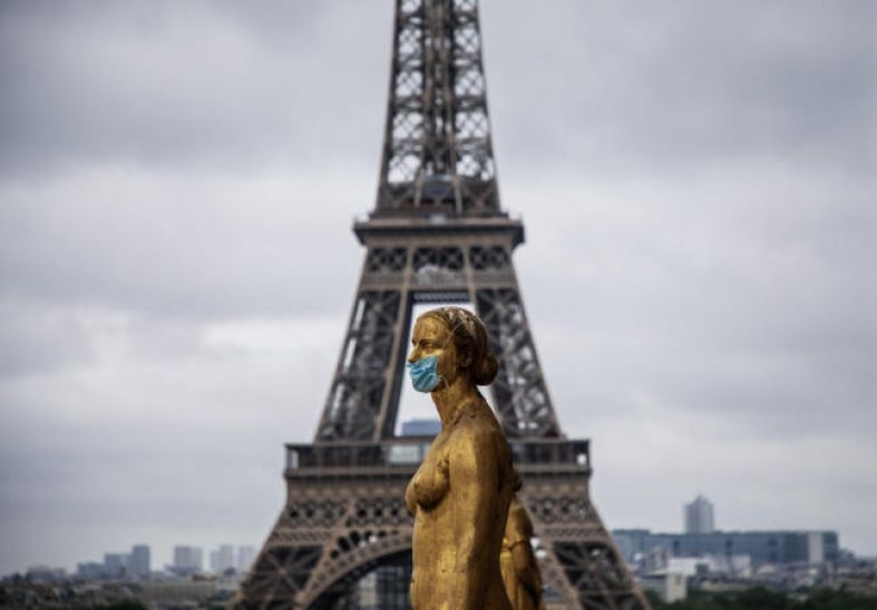 Франция объявила о победе над коронавирусом