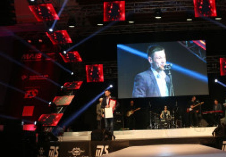 Ruslan Poverga a fost desemnat ”Omul anului 2015”, potrivit versiunii VIP magazin