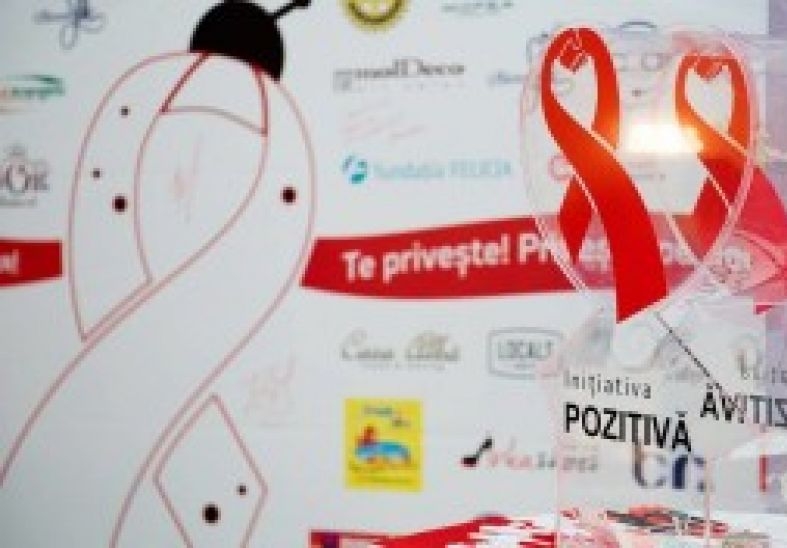 Gravidele HIV-pozitive vor primi pachete prenatale în cadrul campaniei de caritate ”Faptele bune au culoare”