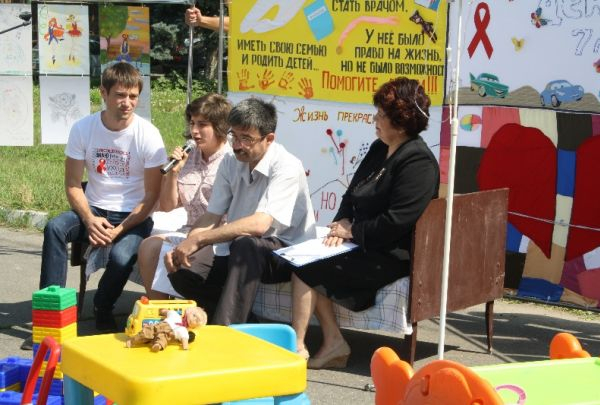 "Первое открытое обращение ВИЧ-позитивного ребенка в Молдове"