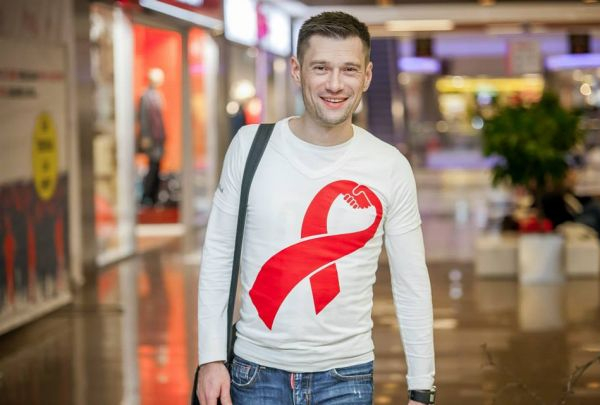 Всемирный день борьбы со СПИДом в торговом центре Shopping MallDova